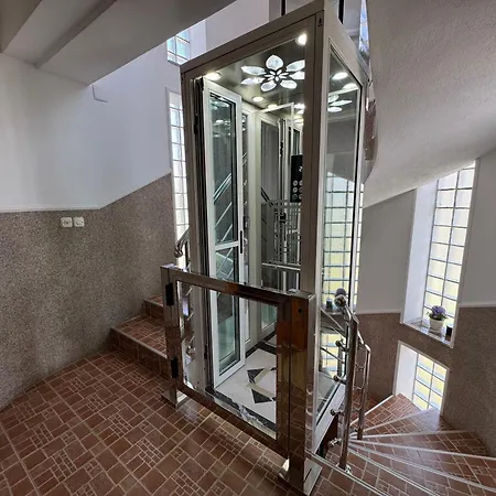 דירה In Sabb For Rent סראייבו